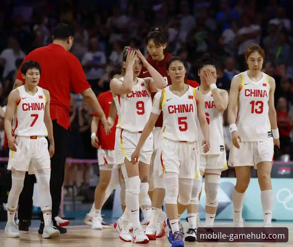 揭秘中国女篮战术调整背后的制胜逻辑，一场比赛看懂团队协作